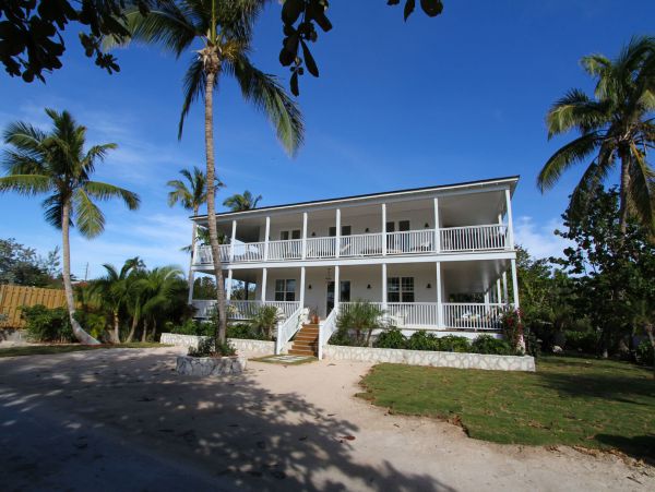 Bahamas Home 977866
