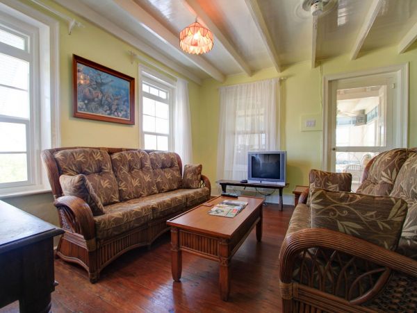 Bahamas Home 977869