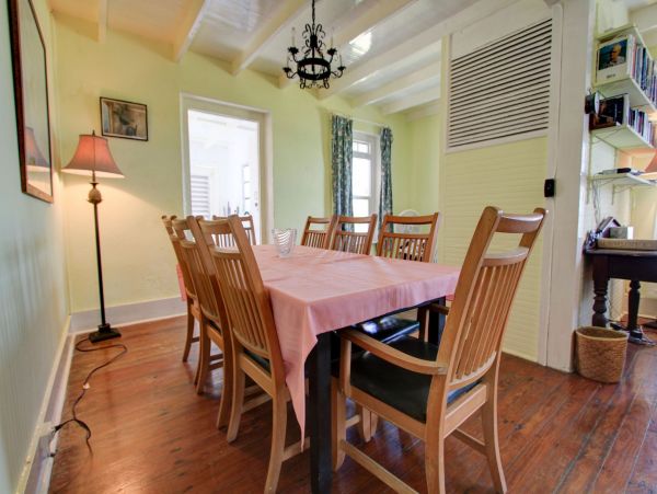 Bahamas Home 977869