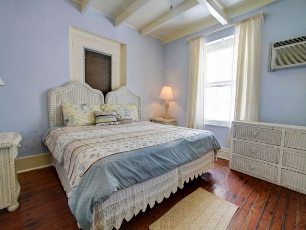 Bahamas Home 977869