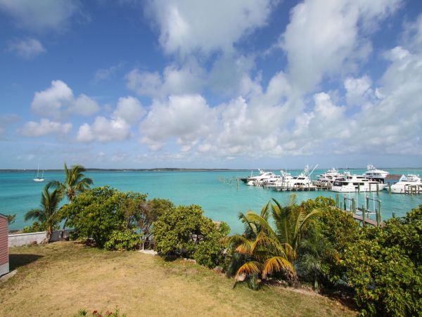 Bahamas Home 977869