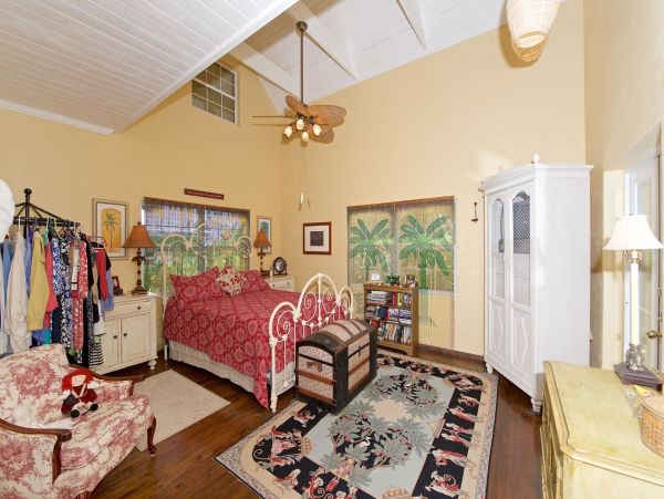 Bahamas Home 977872