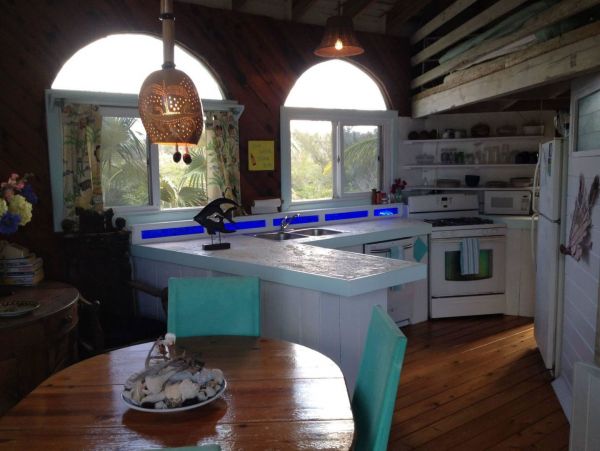 Bahamas Home 977873