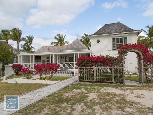 Bahamas Home 977875