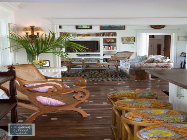 Bahamas Home 977875