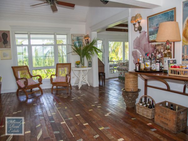 Bahamas Home 977875