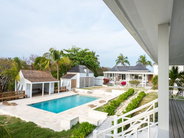 Bahamas Home 977875