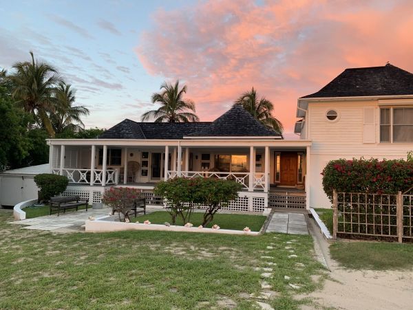 Bahamas Home 977875