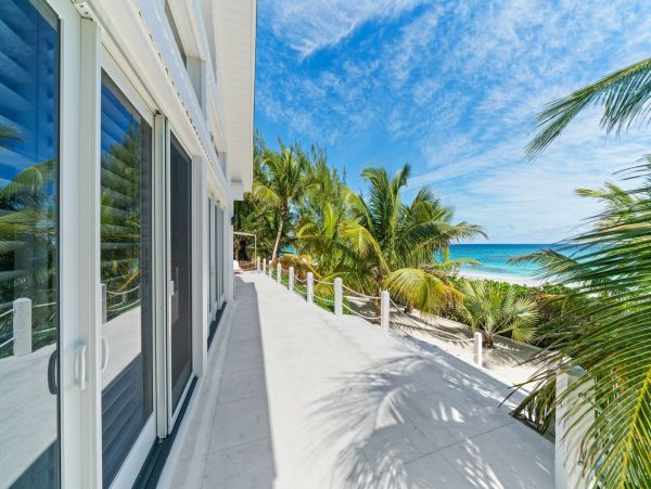 Bahamas Home 977877