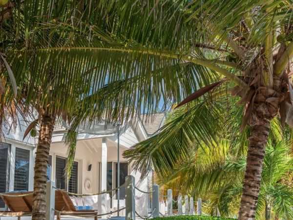 Bahamas Home 977877