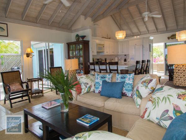 Bahamas Home 977878
