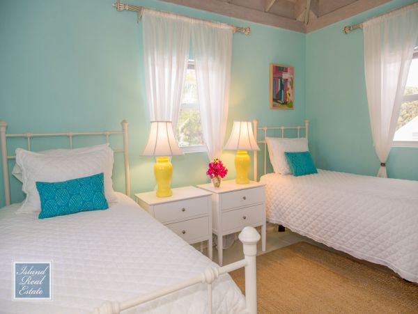 Bahamas Home 977878