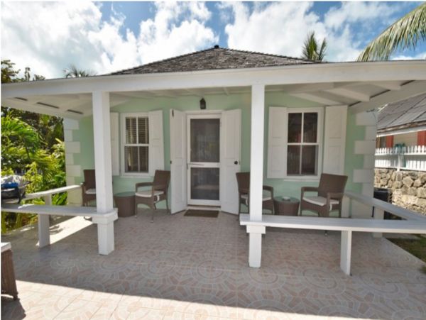 Bahamas Home 977880