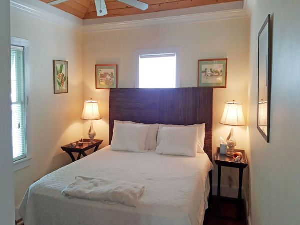 Bahamas Home 977880