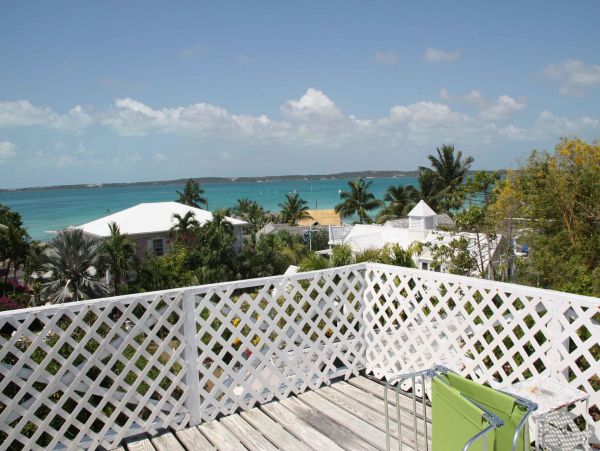 Bahamas Home 977882