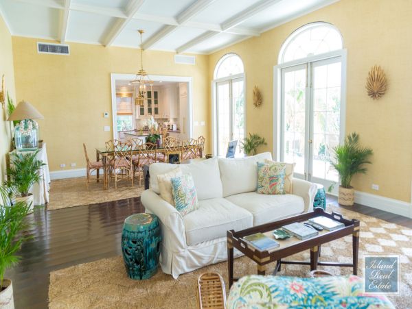 Bahamas Home 977885