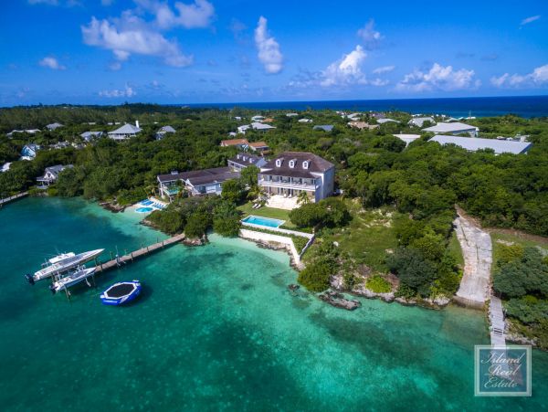 Bahamas Home 977885