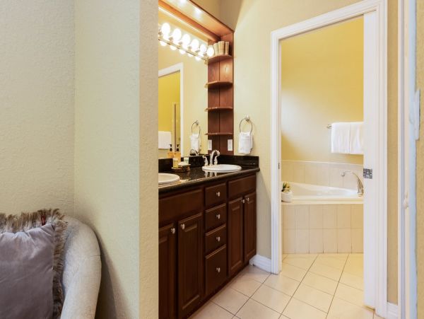 The Florida Keys Condo 977915