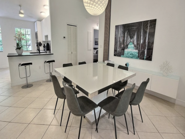 Why Go to the Caribbean Come to The Keys! Luxury Townhouse