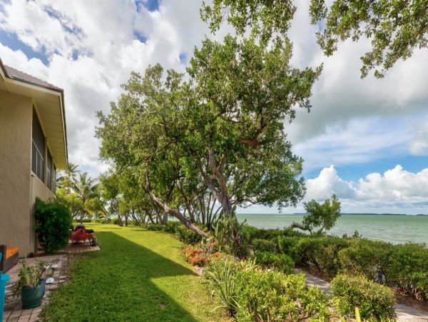The Florida Keys Condo 977922