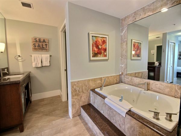 The Florida Keys Condo 977928