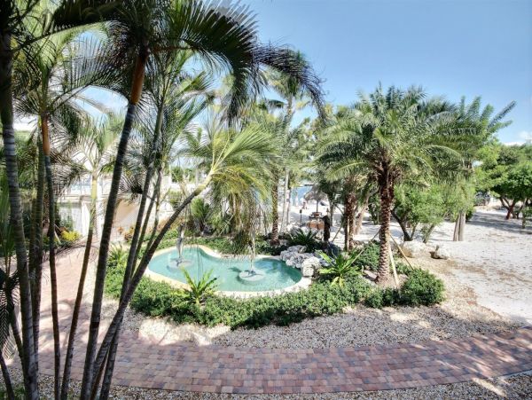 The Florida Keys Condo 977933