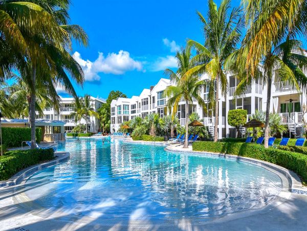 Amazing Location, Amenities, Pure Luxury in the Keys!