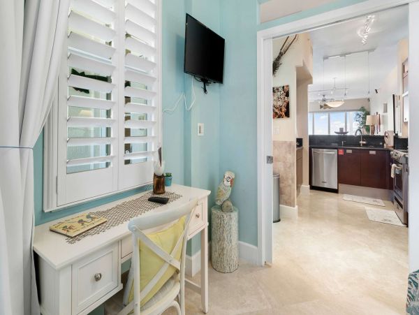 Amazing Location, Amenities, Pure Luxury in the Keys!