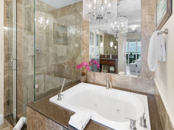 Amazing Location, Amenities, Pure Luxury in the Keys!