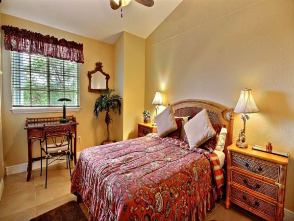 Luxury Three level townhouse Key Largo.