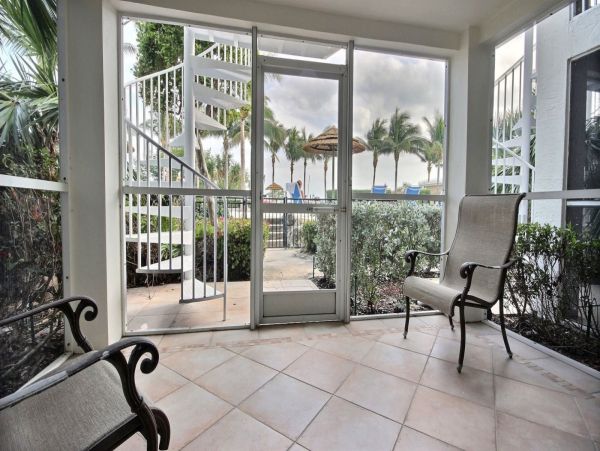 Luxury Three level townhouse Key Largo.