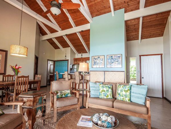 Poipu On Beach Two Bedroom Vacation Rentals Sleeps 4