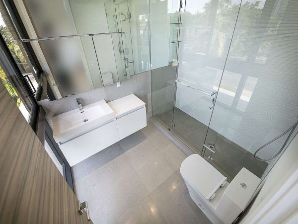 Hollywood Home 977995