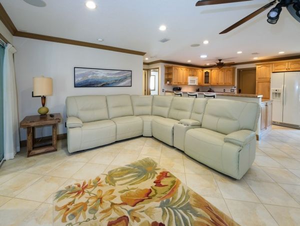 Bradenton Vacation Home with Caged Pool & Water Views