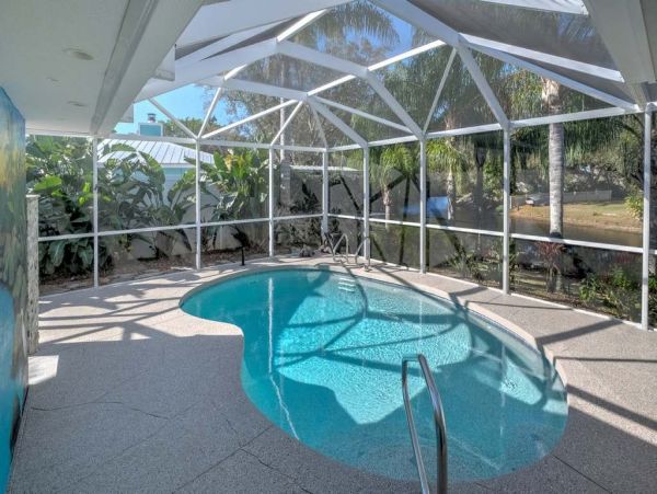 Bradenton Vacation Home with Caged Pool & Water Views