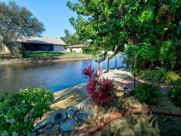 Bradenton Vacation Home with Caged Pool & Water Views