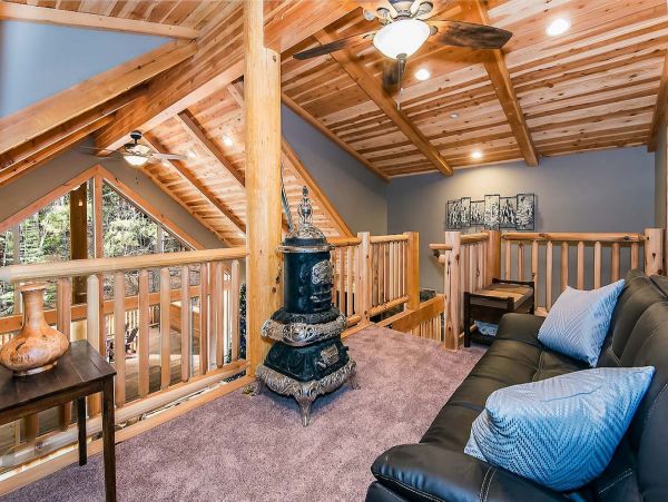 Ten Bedrooms South Lake Tahoe Vacation Pool Home