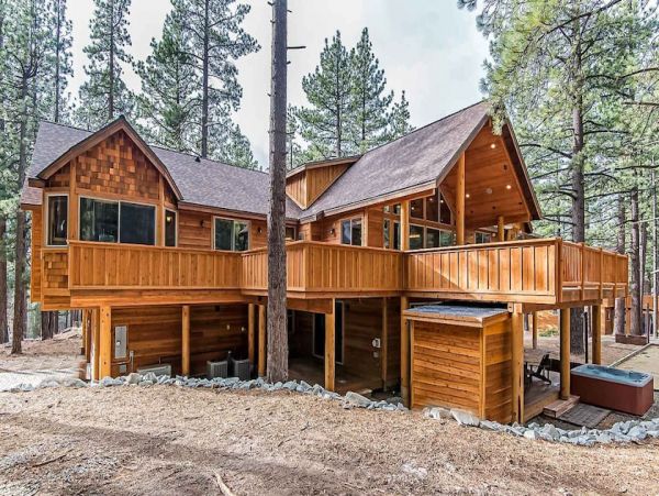 Ten Bedrooms South Lake Tahoe Vacation Pool Home