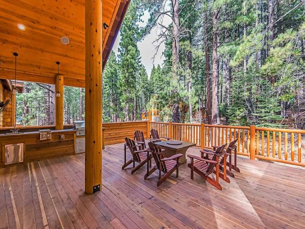 Ten Bedrooms South Lake Tahoe Vacation Pool Home
