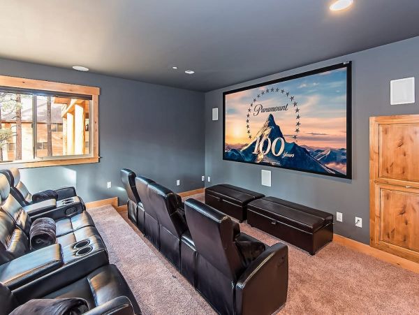 Ten Bedrooms South Lake Tahoe Vacation Pool Home