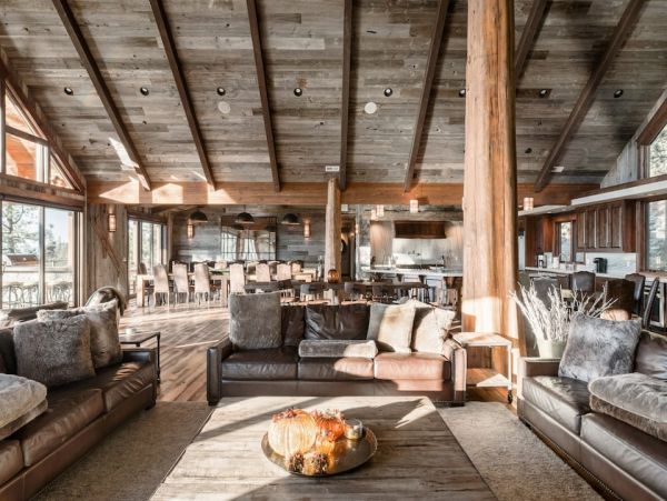 Platinum Seventeen Bedroom Villa in South Lake Tahoe