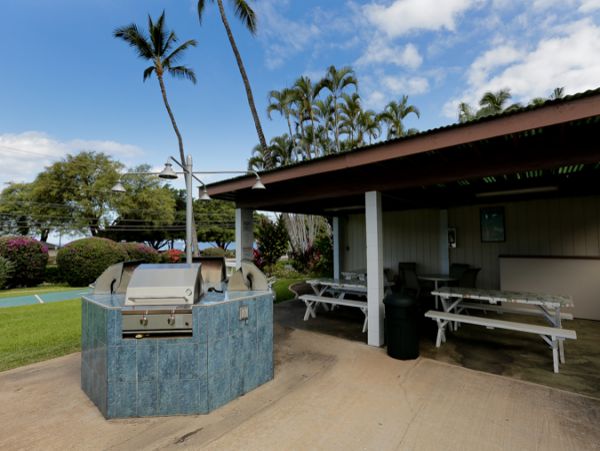Kihei Rental: Lanai, Pool, Walk to Beaches & Shops