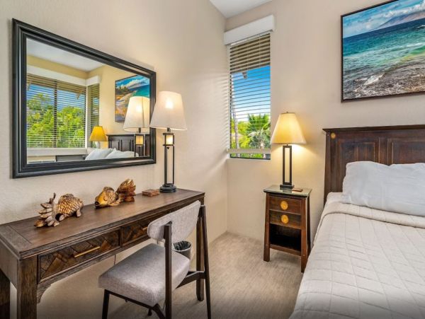 Wailea 2 Bedroom Vacation Condo Close to Beach Sleeps