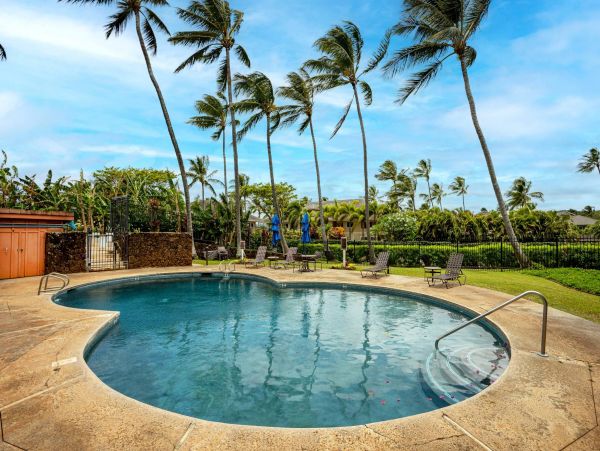 Koloa Lovely 2 Bedroom Vacation Condo