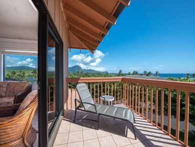 2 plus loft about a mile to Poipu beach 2 plus loft about a mile to Poipu beach