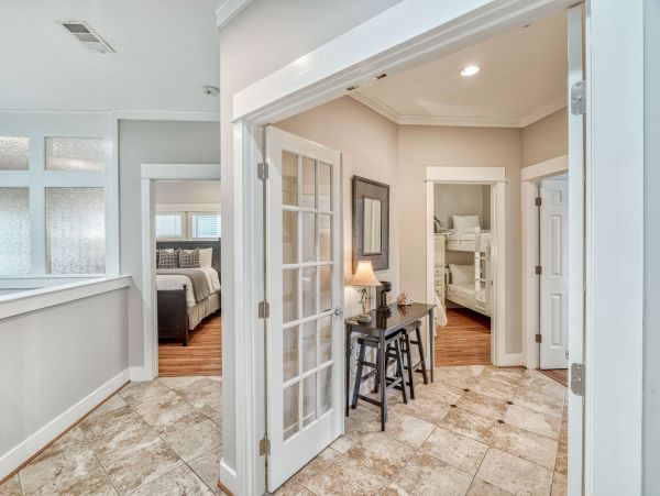 Luxury Six Bedroom Vacation Home with Pool in Miramar Beach