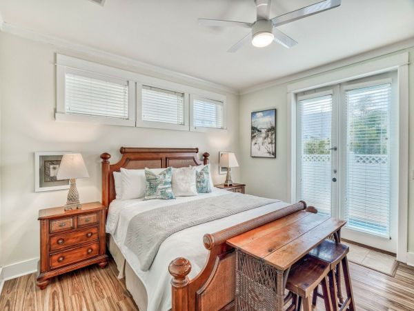 Luxury Six Bedroom Vacation Home with Pool in Miramar Beach