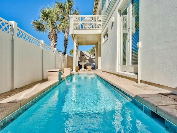 Luxury Six Bedroom Vacation Home with Pool in Miramar Beach