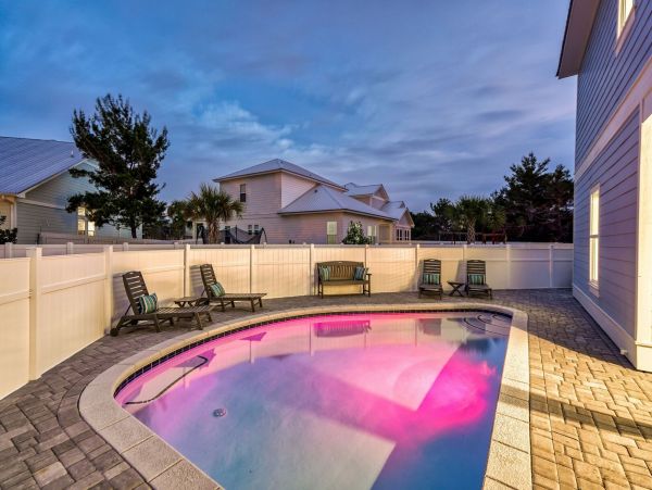 Walk To Beach Vacation Home In Miramar Beach - 20 Guests