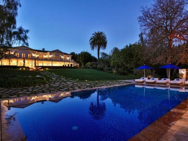 Luxury Seventeen Bedroom Rental Situated in Holmby Hills
